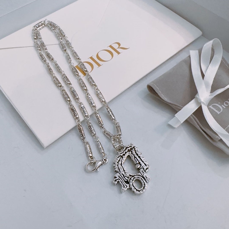 chr1st1an D10r necklaces